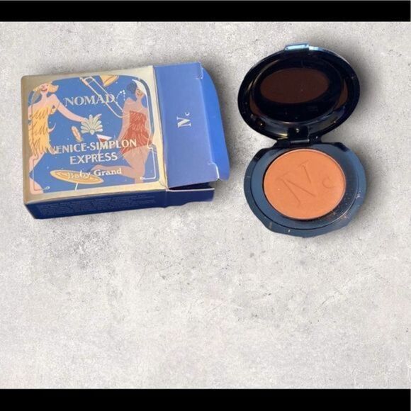 🔥3-$10🔥 NOMAD EYE SHADOW - Picture 3 of 6